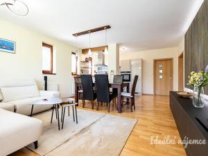 Pronájem bytu 4+kk, Měšice, Nad Babím dolem, 131 m2