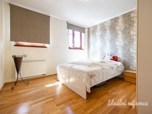 Pronájem bytu 4+kk, Měšice, Nad Babím dolem, 131 m2