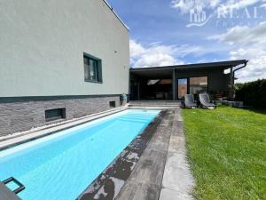 Prodej rodinného domu, Račiněves, 280 m2