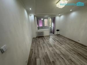 Pronájem bytu 3+1, Cheb, U Stadionu, 80 m2