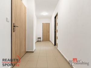Pronájem bytu 3+kk, Mlékojedy, 68 m2