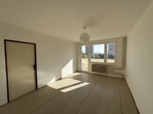 Pronájem bytu 3+1, Hradec Králové - Pražské Předměstí, Hrubínova, 66 m2
