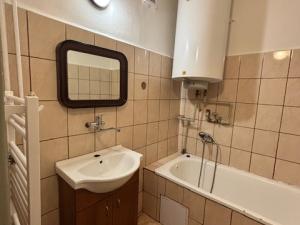Pronájem bytu 2+kk, Lázně Bohdaneč, Za Školkou, 43 m2