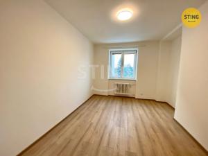 Pronájem bytu 2+1, Ostrava - Poruba, 58 m2
