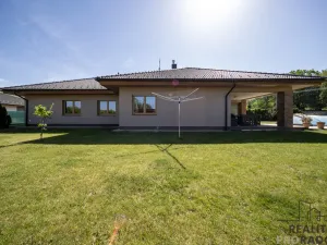 Prodej rodinného domu, Srubec, Slunečná, 230 m2