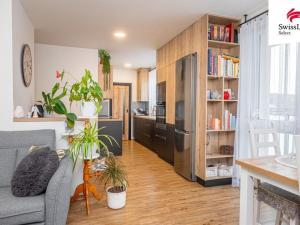 Prodej bytu 3+kk, Choltice, Okružní, 80 m2