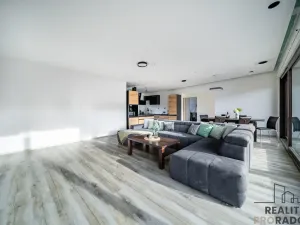 Prodej rodinného domu, Včelná, Jiřičkova, 208 m2