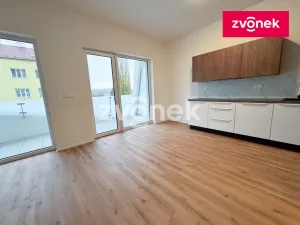 Pronájem bytu 2+kk, Brno - Komárov, Komárovská, 55 m2