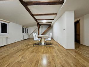 Pronájem bytu 3+1, Liberec - Liberec II-Nové Město, Okružní, 95 m2