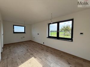 Prodej rodinného domu, Pesvice, 107 m2