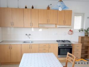 Prodej rodinného domu, Stáj, 280 m2