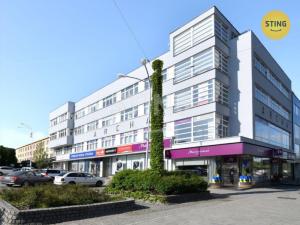 Pronájem kanceláře, Zlín, třída Tomáše Bati, 108 m2