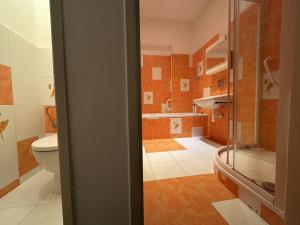 Pronájem kanceláře, Chrášťany, Plzeňská, 65 m2