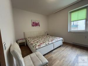 Pronájem bytu 2+kk, Karlovy Vary, Jateční, 52 m2