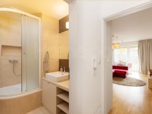 Pronájem bytu 2+kk, Praha - Kyje, Břeclavská, 45 m2