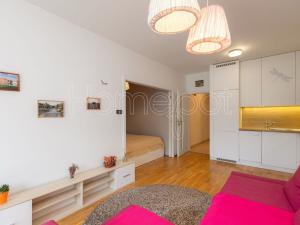 Pronájem bytu 2+kk, Praha - Kyje, Břeclavská, 45 m2