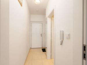 Pronájem bytu 2+kk, Praha - Kyje, Břeclavská, 45 m2