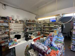 Pronájem obchodního prostoru, Praha - Libeň, Drahobejlova, 62 m2