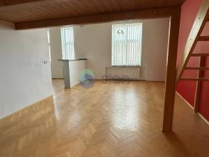 Pronájem bytu 2+1, Opava - Předměstí, Krnovská, 66 m2