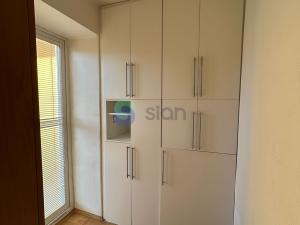 Pronájem bytu 2+1, Opava - Předměstí, Krnovská, 66 m2