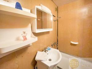 Prodej bytu 2+kk, Tábor, nám. Přátelství, 39 m2