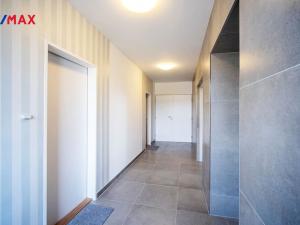 Prodej bytu 2+kk, Trmice, Nerudova, 41 m2