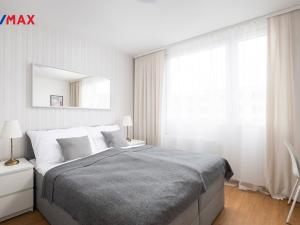 Prodej bytu 2+kk, Trmice, Nerudova, 41 m2