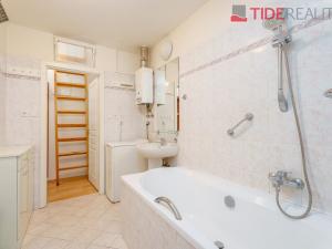 Prodej bytu 3+1, Praha, Senovážné náměstí, 95 m2