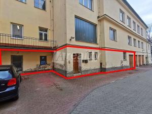 Pronájem výrobních prostor, Jihlava, třída Legionářů, 167 m2