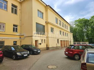 Pronájem výrobních prostor, Jihlava, třída Legionářů, 167 m2