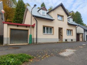 Prodej rodinného domu, Jáchymov, Na Valech, 200 m2