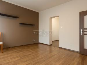 Prodej rodinného domu, Jáchymov, Na Valech, 200 m2