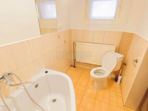 Prodej rodinného domu, Jáchymov, Na Valech, 200 m2