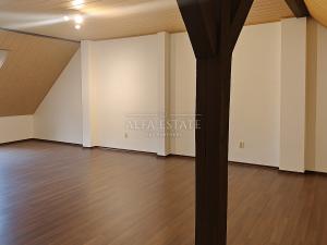 Prodej rodinného domu, Jáchymov, Na Valech, 200 m2