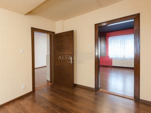 Prodej rodinného domu, Jáchymov, Na Valech, 200 m2