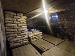 Prodej rodinného domu, Jáchymov, Na Valech, 200 m2