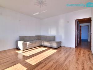 Prodej bytu 3+kk, Veselice, 70 m2