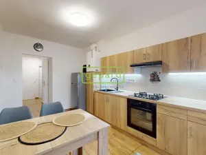 Prodej bytu 2+1, Teplice, Svojsíkova, 53 m2