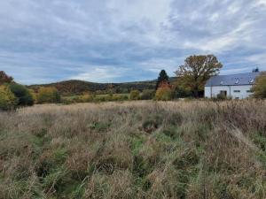 Prodej pozemku pro bydlení, Mníšek pod Brdy, Stříbrná Lhota, 8666 m2