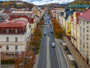 Prodej bytu 1+1, Mariánské Lázně, Hlavní třída, 30 m2