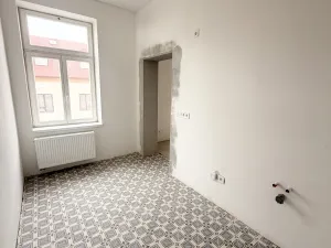 Prodej bytu 1+1, Mariánské Lázně, Hlavní třída, 35 m2