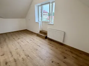 Prodej bytu 1+kk, Mariánské Lázně, Hlavní třída, 32 m2