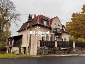 Prodej rodinného domu, Krásná Lípa, Pražská, 180 m2