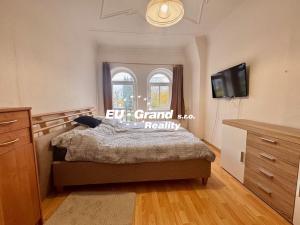 Prodej rodinného domu, Krásná Lípa, Pražská, 180 m2