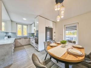 Prodej činžovního domu, Trutnov - Horní Staré Město, Horská, 340 m2