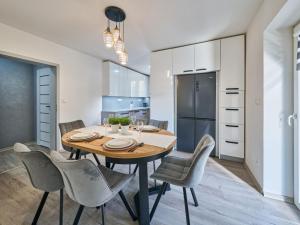 Prodej činžovního domu, Trutnov - Horní Staré Město, Horská, 340 m2