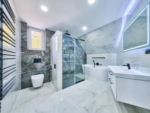 Prodej činžovního domu, Trutnov - Horní Staré Město, Horská, 340 m2