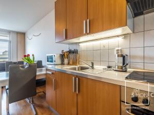 Pronájem bytu 2+kk, Praha - Řepy, Skuteckého, 52 m2