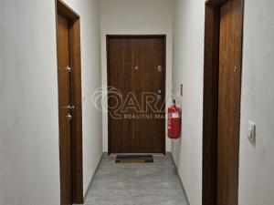 Pronájem bytu 1+kk, Praha - Třebonice, Do zahrádek II, 25 m2