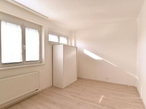 Pronájem bytu 1+kk, Praha - Krč, Obětí 6. května, 40 m2